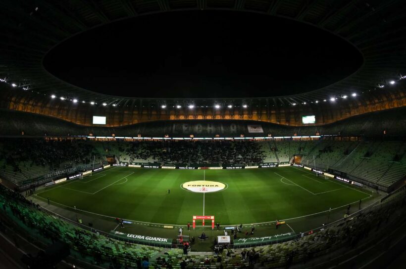 Лицензия Лехия Гданьск должна быть повешена, она может вернуться к игре в Премьер -лиге