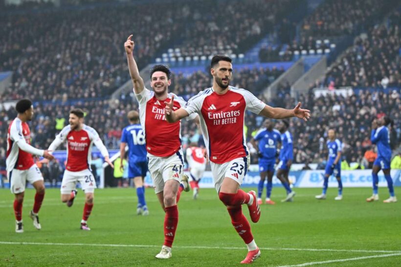 Арсенал устал от победы с Лестером и приближается к столу к Ливерпулю