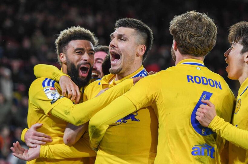 Лидс одержал победу с Шеффилдом в конце концов, возвращение в Премьер -лигу приближается