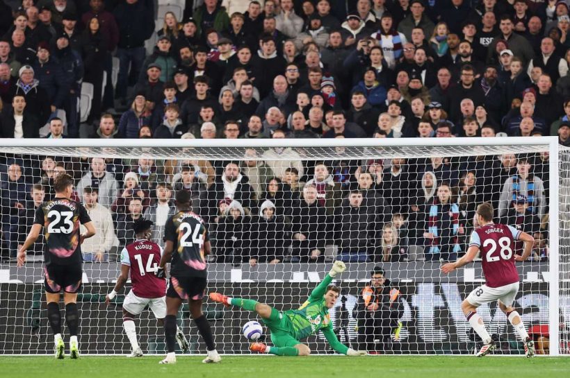 Soucek подарил себе подарок на свой 30 -й день рождения, цель чеха помогла в триумфе над Лестером