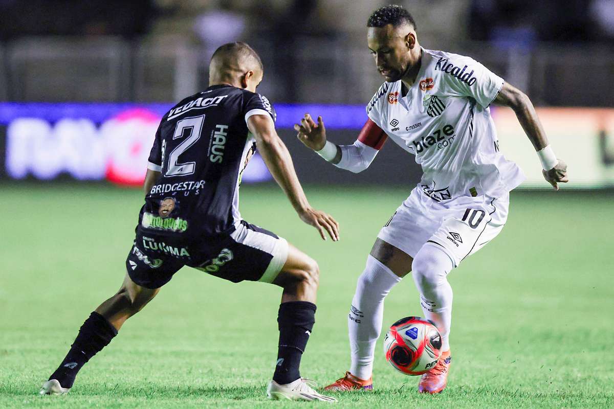 Неймар забил гол из уголка и дал повышение в Сантос