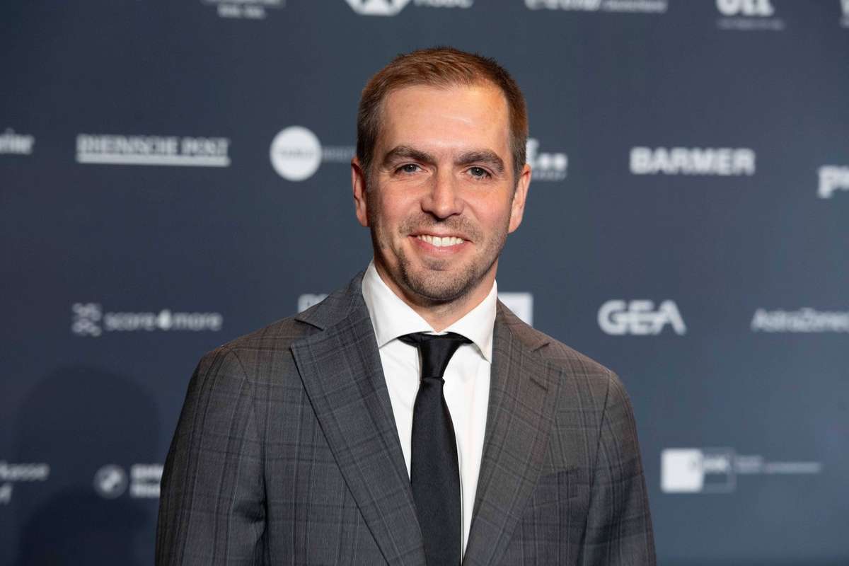 Лам хочет пойти по стопам клубных легенд. Он хотел бы выиграть место на доске Баварии