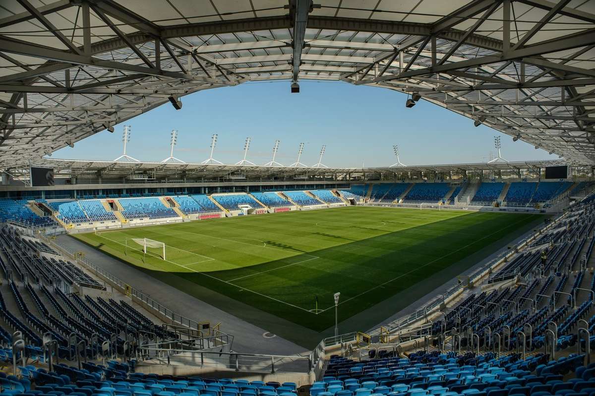 Первый такой случай, Motor Lublin приобрел права на название «его» стадион