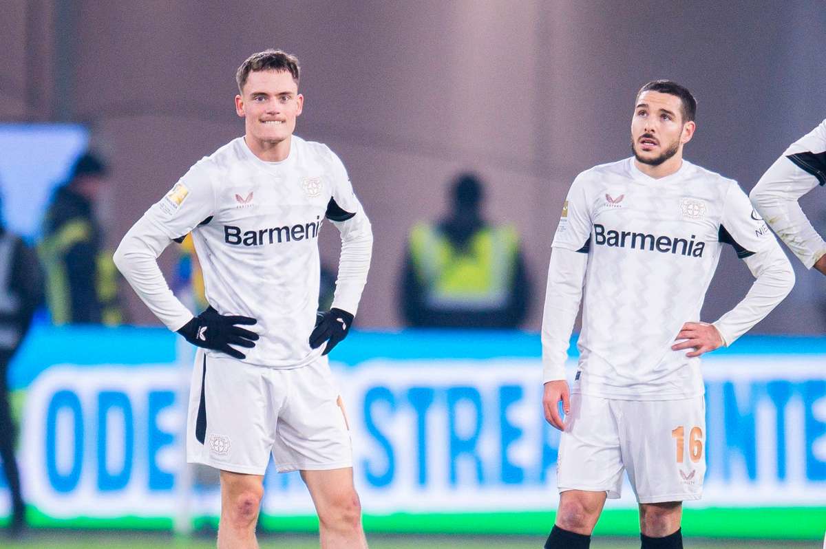 Объявление о футбольных выходных в Европе. Байер играет с Баварией, хит также в Италии