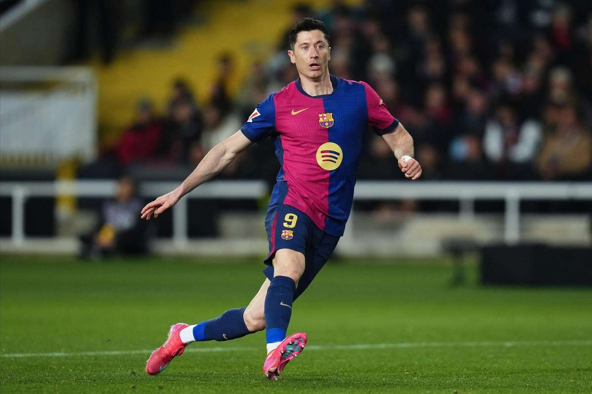 Левандовски стреляет в Барселону даже в возрасте 36 лет, но кто заменит его в будущем?