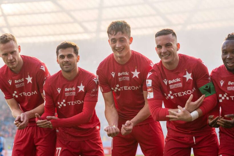 Столкновение лидера, победа Арка и записи в Chorzów. Резюме субботы в 1 -й лиге