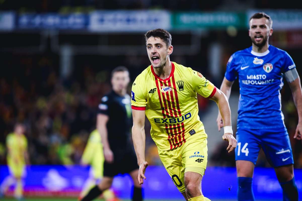 Пятница с Ekstraklasa: Корона переворачивает результат с лесом, Koulouris дает ничьей в Wroclaw