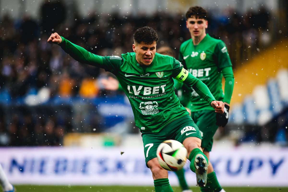 Суббота с Премьер -лигой: Шварц потратил на штраф, но купил свою вину и дал Силезии