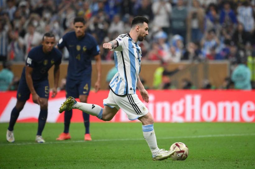 Альварес не единственный. Месси дважды касался мяча во время пенальти в финале Кубка мира?