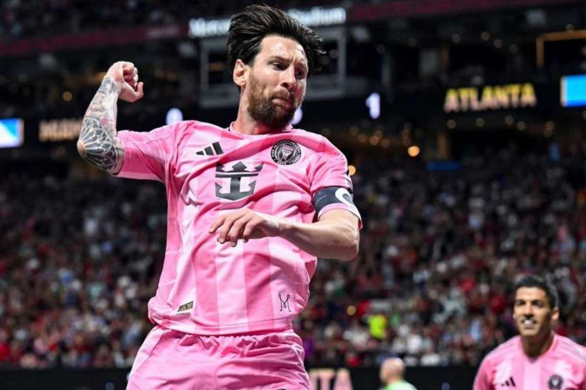 Бартош Слиш "дал" Голу Лео Месси. Inter выигрывает после цели в самом конце