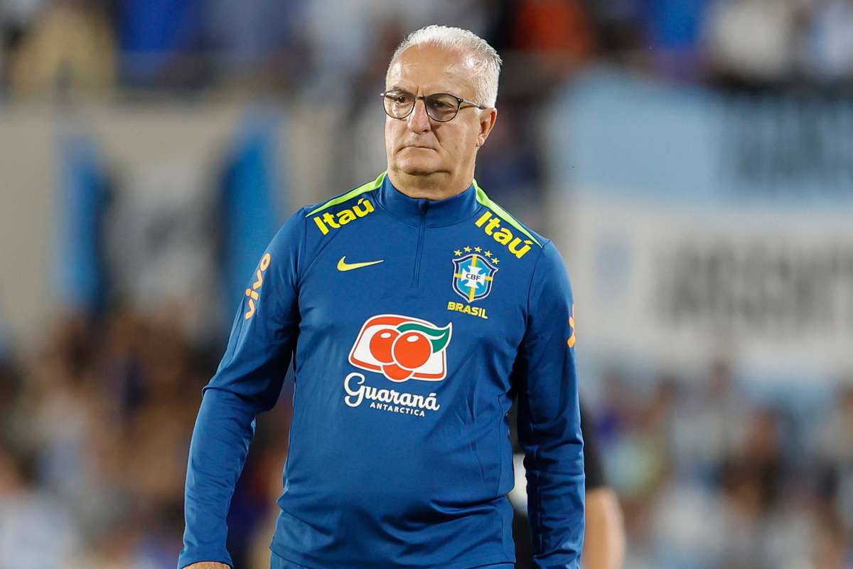 Официальное: Бразилия объявляет об отставке Доривала Юниора с позиции селектора