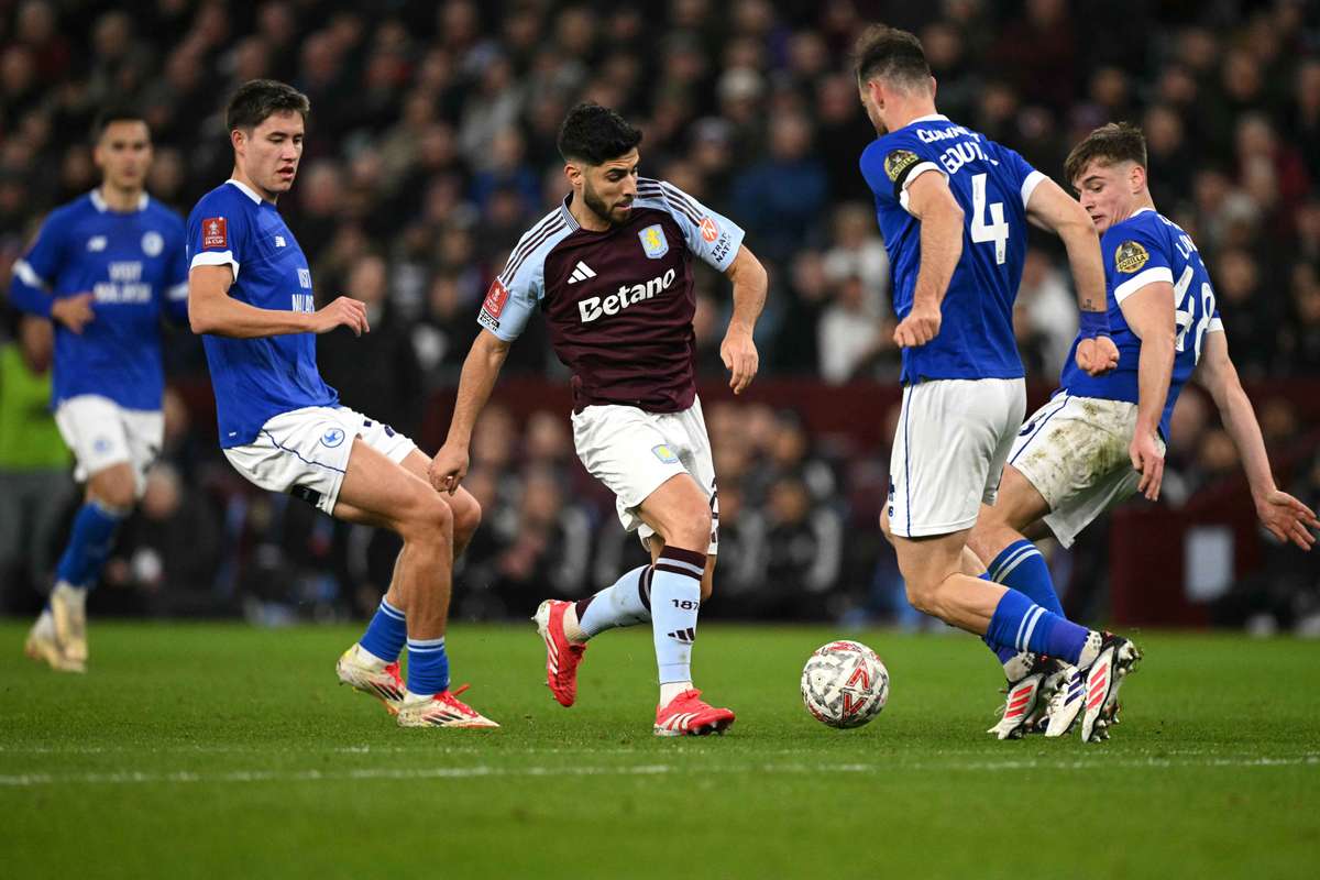 Aston Villa устраняет Кардифф и входит в четвертьфинал Кубка Англии