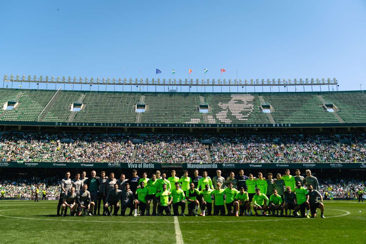 Дербальное безумие в Испании! Более 46 000 человек на обучении Betis и Sevilla