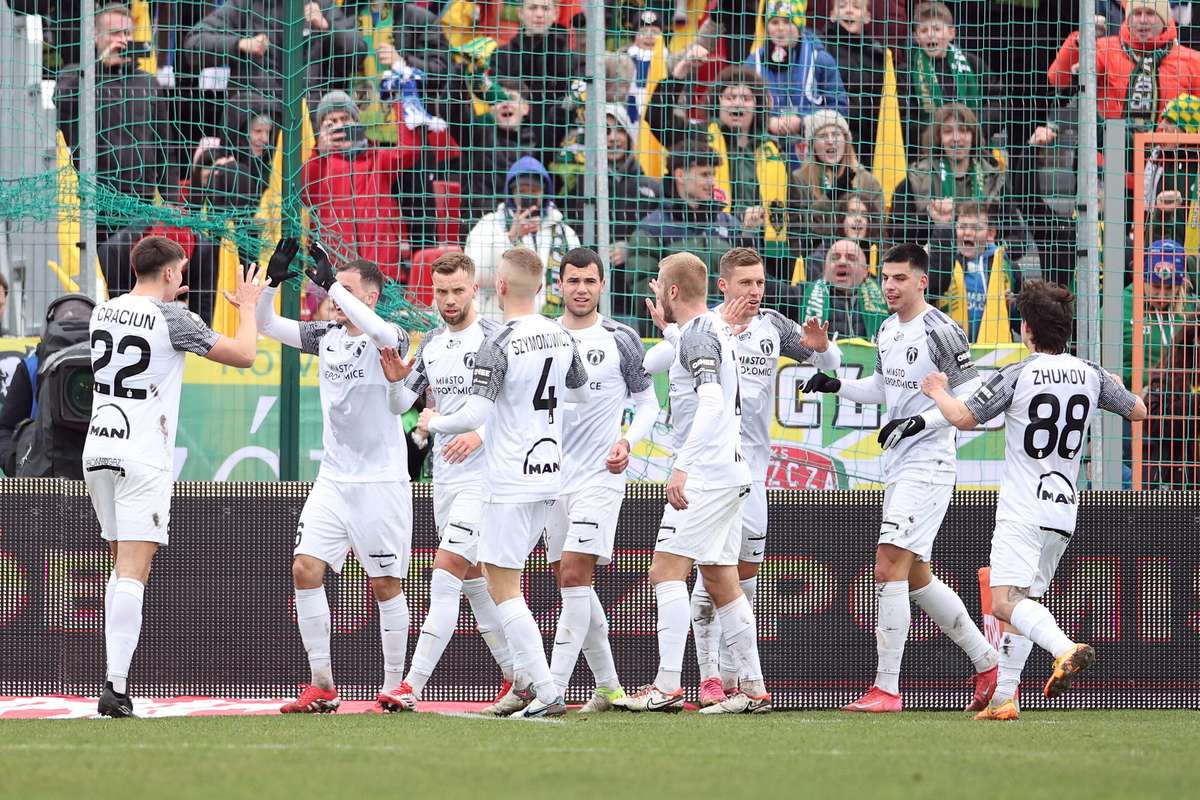 Четыре команды, различные мотивы, одна цель. Во вторник, первая полуфинала польской чашки