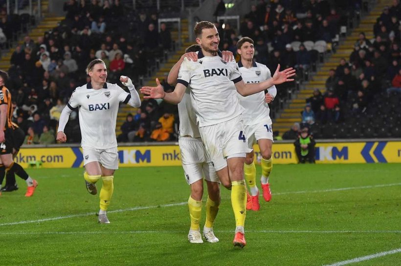 Второй гола Helica был недостаточно для Оксфорда, более тесного обслуживания после победы