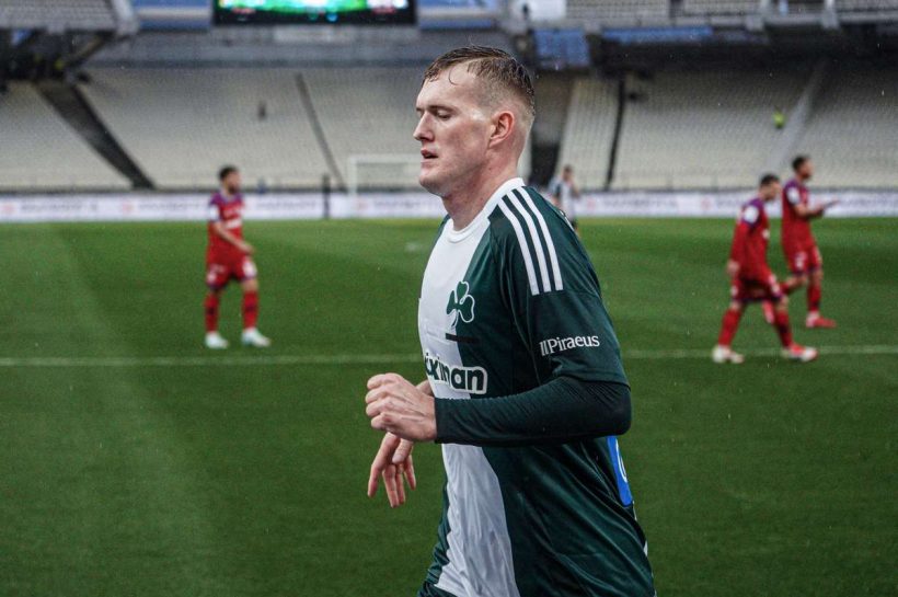 Дебют Карола Шидерски в Панатинаикосе помогает победить