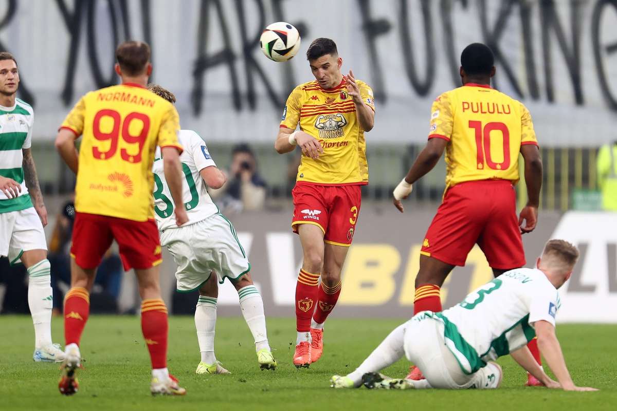 Суббота с Премьер -лигой: шок в Гданьске, Лечия погрузила Ягеллонию