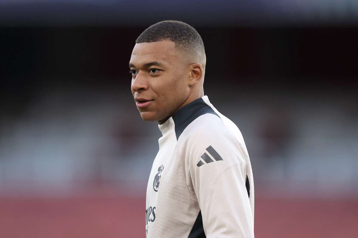 Суд приказал заблокировать 55 миллионов евро на счетах PSG в качестве снятия средств в Mbappe