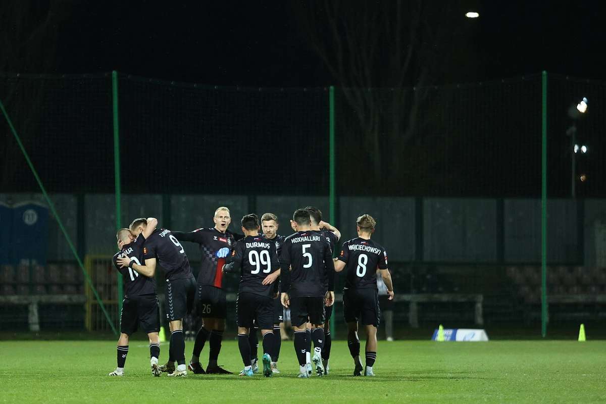 Фавориты побед в Кракове и Варшаве. Tychy продолжает отличную серию