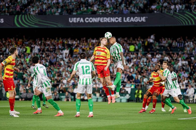 Столкновение с испанской стеной. Храбрый Ягеллония проигрывает Бетису в Севилье