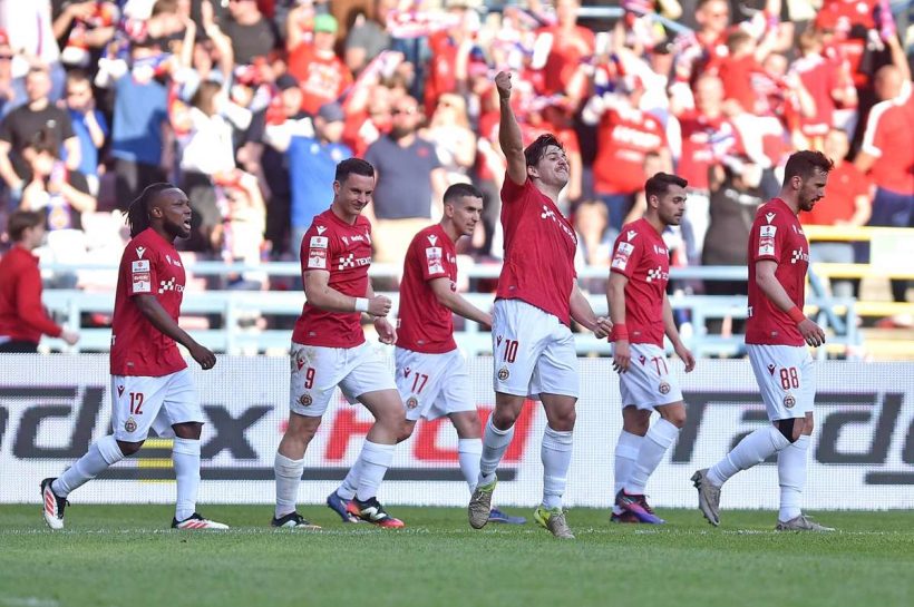 Висла выигрывает пятый матч подряд. Погес Сидлс проигрывает в Кракове после цели Дуарте