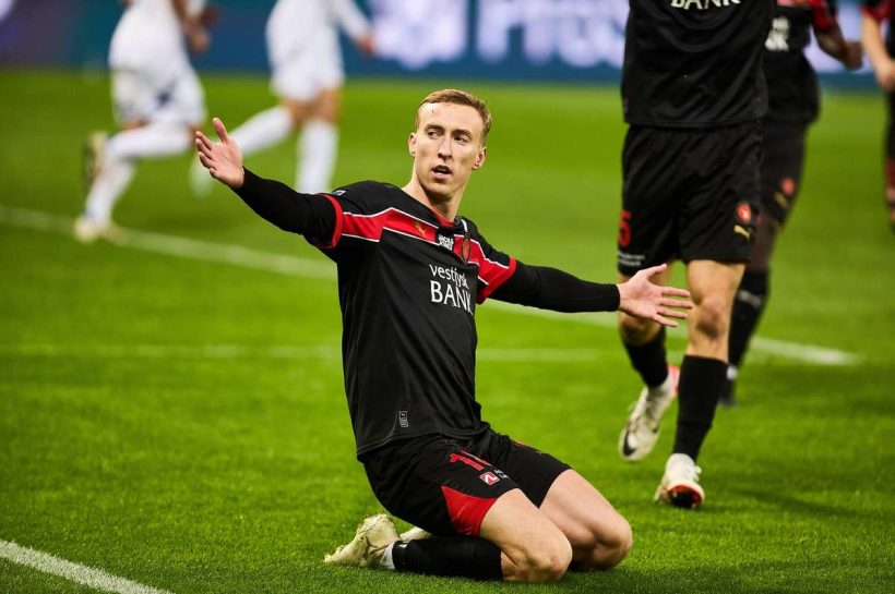 Букса снова улучшает учетную запись в Мидджилленде, погром в лиге поддерживает надежды на название