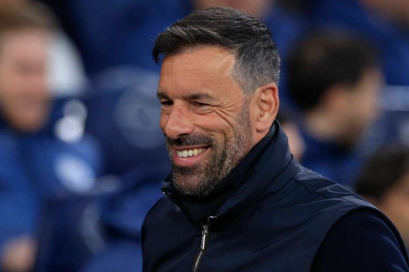 Ван Нисктелруй хочет, чтобы Лестер сразился до конца за обслуживание. "Математически еще не закончилось"