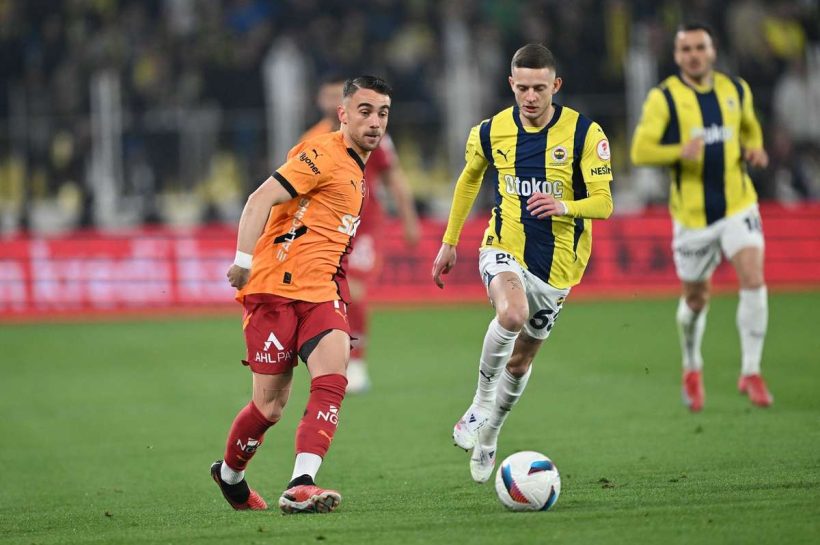 Себастьян Шиманский с целью в громкости в турецком дерби против Галатасарай