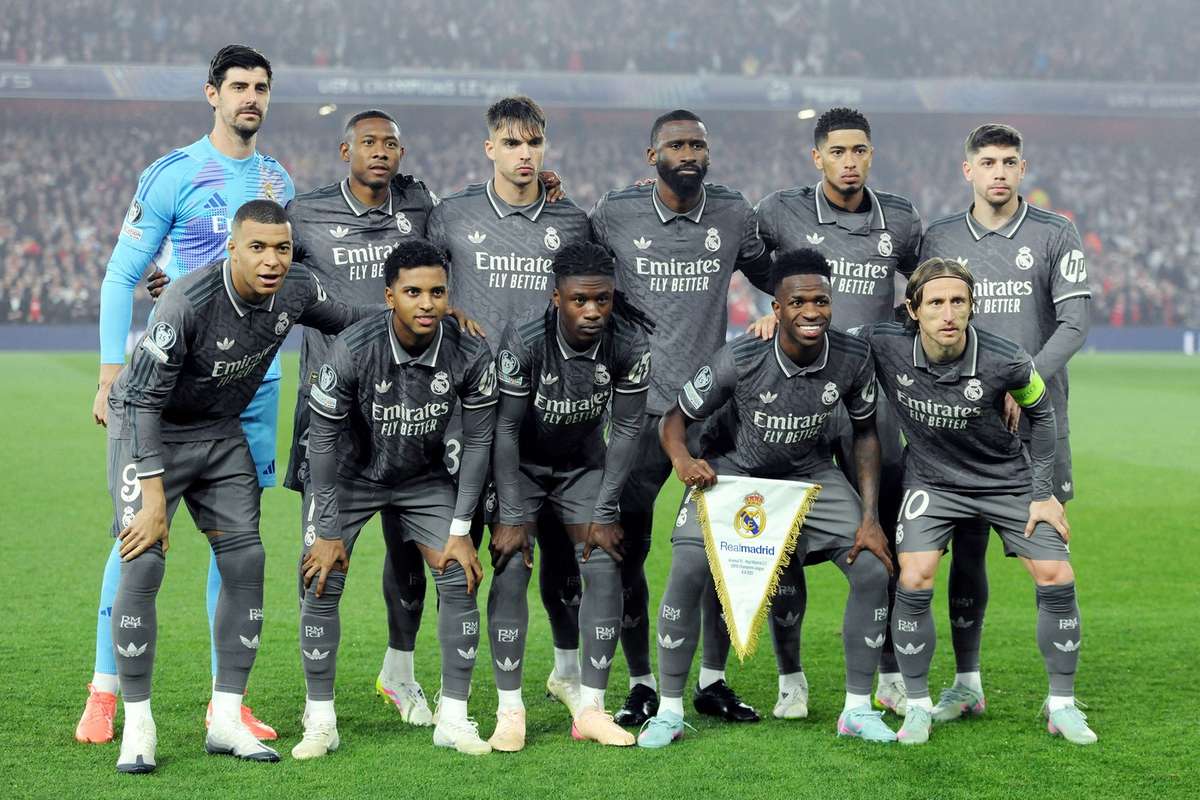 Сложная задача против реального. Только четыре раза, по крайней мере, три -злоти