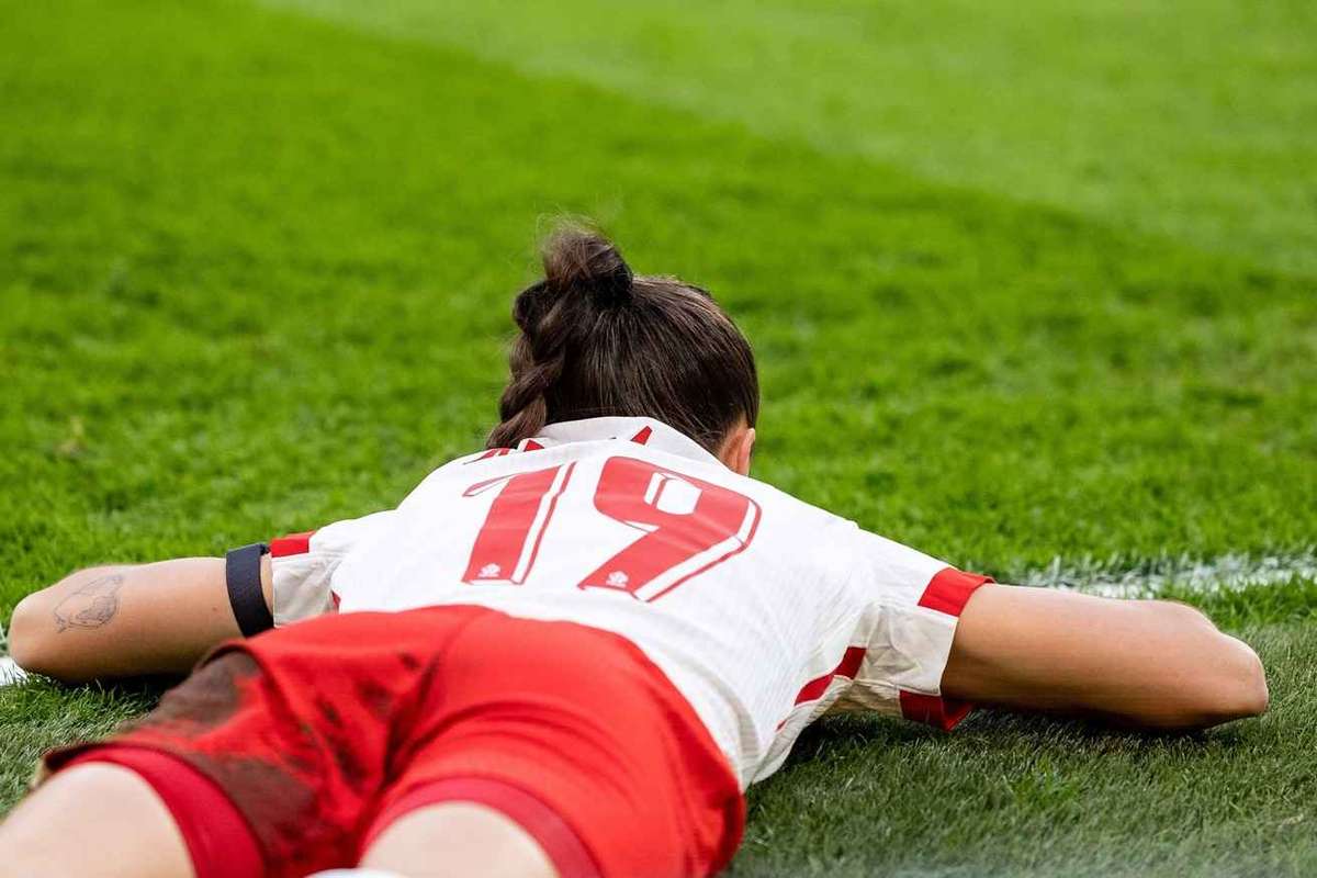 Zawistowska сохраняет честь польских женщин. O Волосы от компромисса с Боснией в Лиге Наций