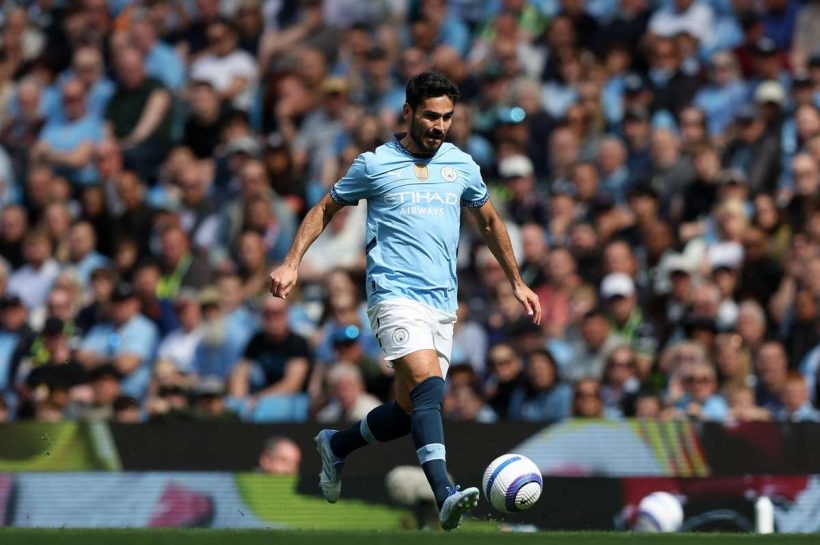 Гвардиола рассказывает, что Гюндоган останется в клубе в течение следующего сезона. "У него все еще есть год контракта"