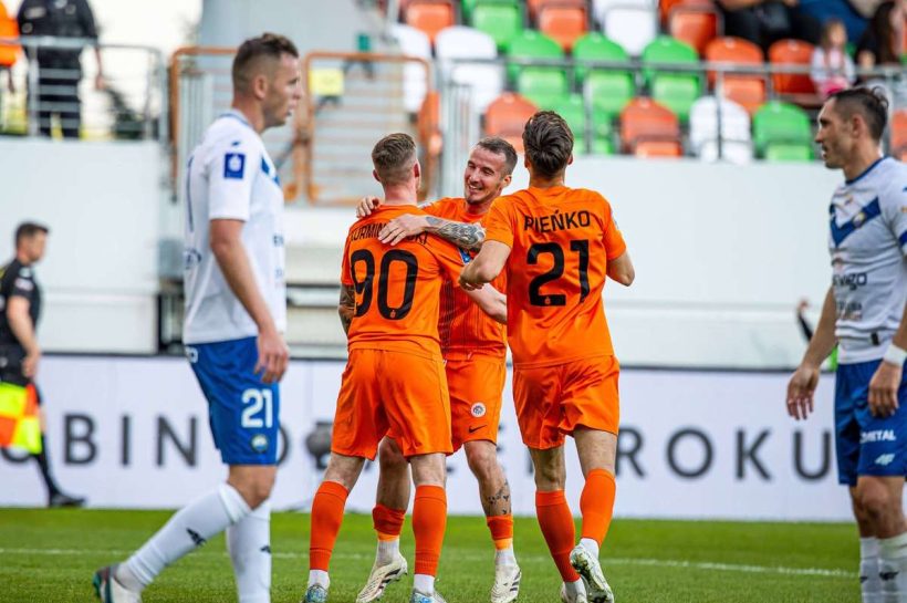 Загли ближе к техническому обслуживанию стоял ближе к наследству. Строгое мудрое самоубийство