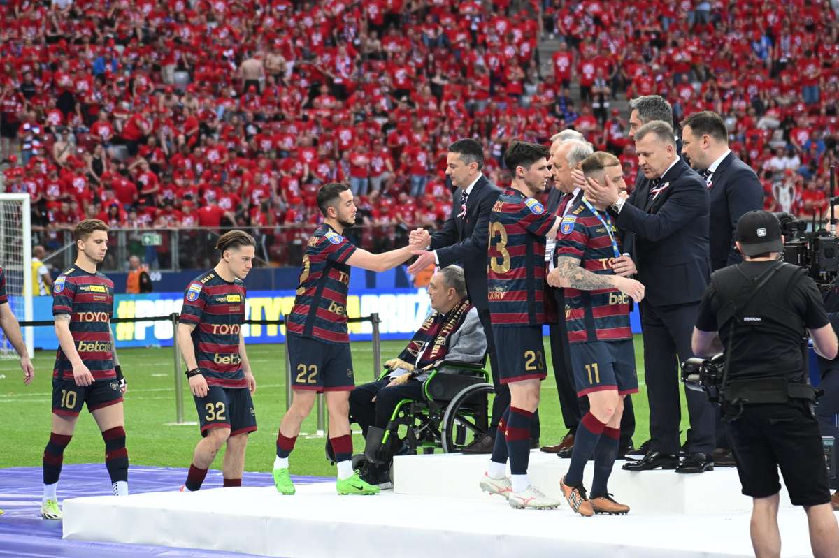 Пятый финал Pogoń chzzecin, пока без успеха. В среду носильщики встретятся со своим соперником