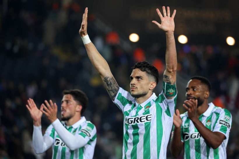 Марк Бартра продлил контракт с Бетисом до 2027 года