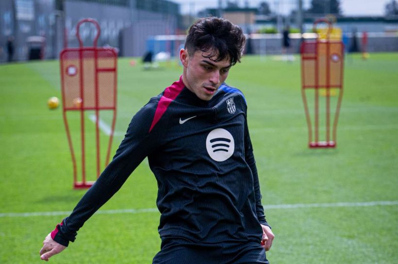 Педри признает, что он не думает о золотом мяче. "Я предпочитаю получить ее Ямал или Рафинья"