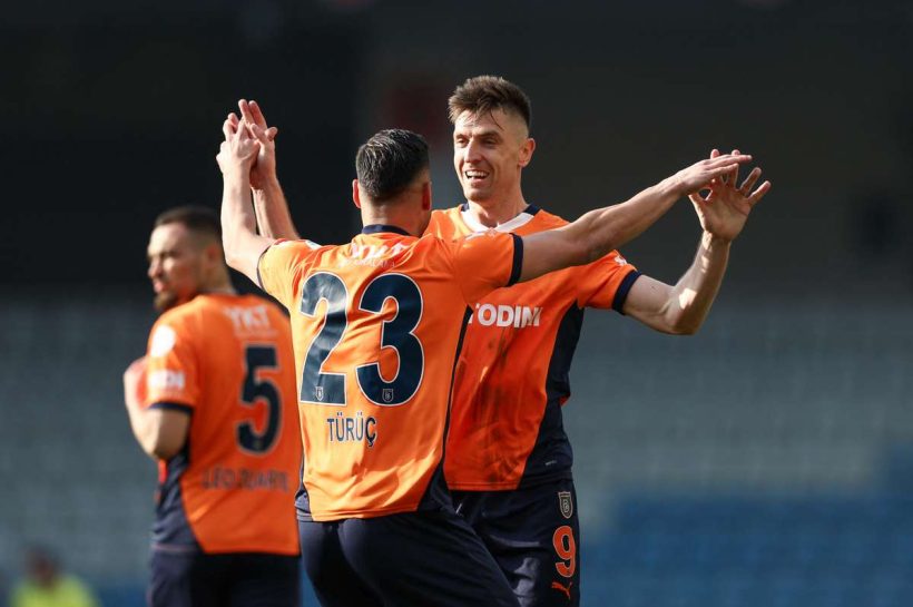 Пятикновой пятый гол дал победу с Konyaspor. Полюс все еще может догнать Osimhena