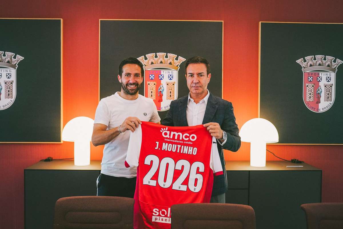 Официально: Joao Moutinho продлевает контракт с SC Braga до 2026 года