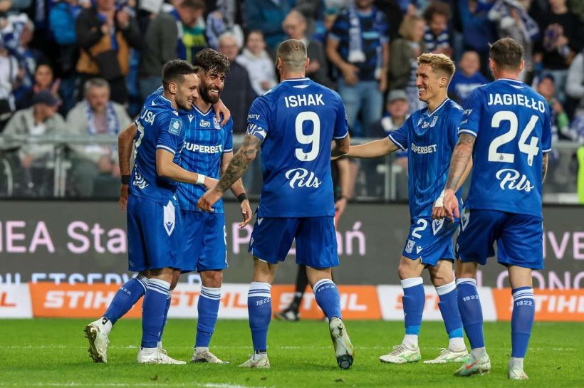 Суббота с Премьер -лигой: Раков ближе к чемпионату и Силезии технического обслуживания. Лех ломает лес