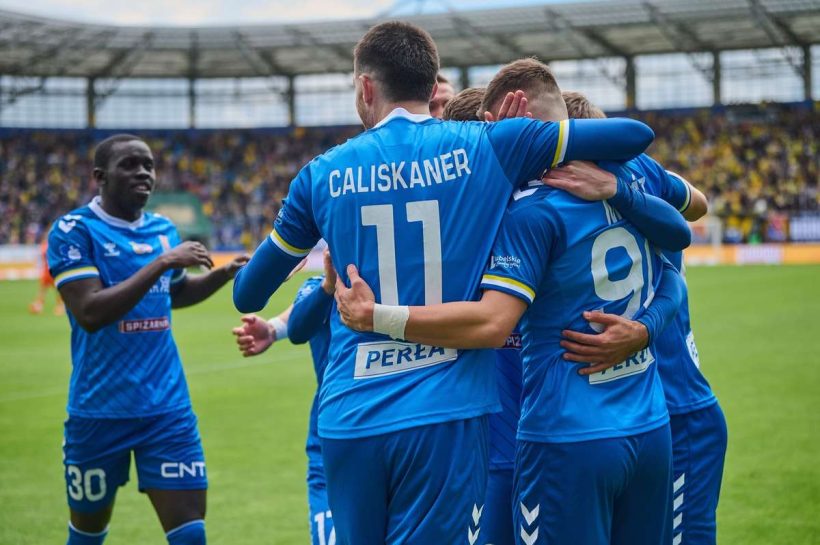 Воскресенье с Премьер -лигой: триумф Мотор, сюрприз в Кракове. Пробежать с преимуществом