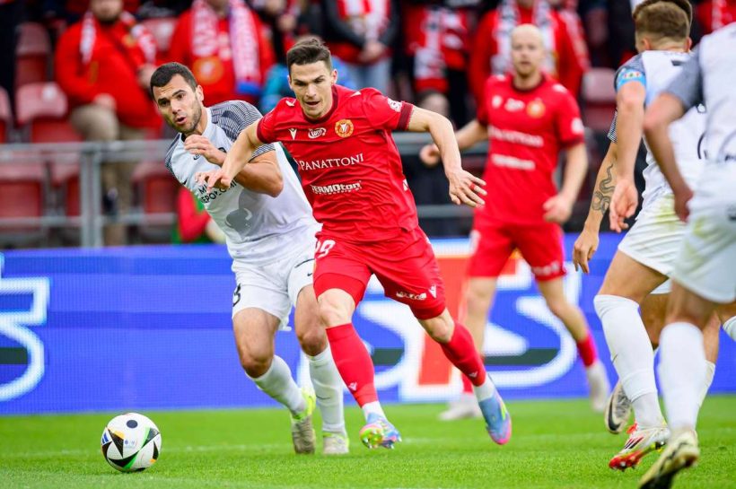 Видзев заканчивает сезон победителем на своем стадионе, лес возвращается ни с чем