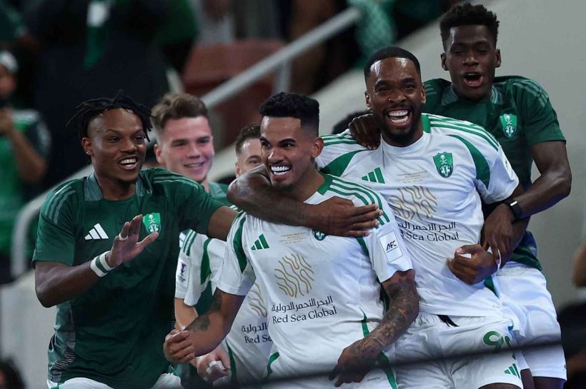 Два Firmino Assists, красивая цель Галено. Аль-Ахли выигрывает Азиатскую лигу чемпионов