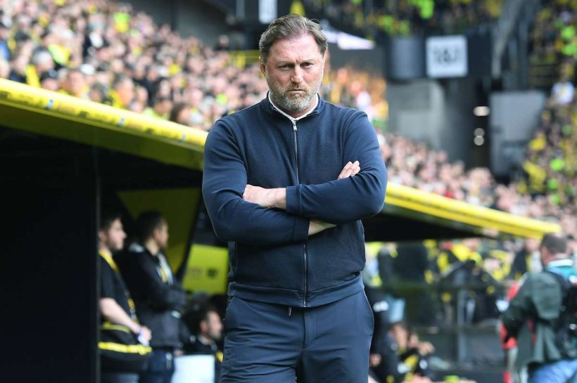 Wolfsburg выпускает Hasenhuttla, Grabara и Kamiński.