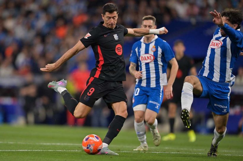 Хотя он не стрелял в Эспаньола, Роберт Левандовски только что выиграл 31 -й клубный трофей