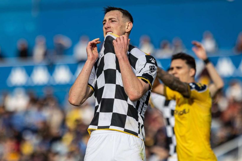 Португальский мастер 2001 года прощается с элитой, Boavista присоединяется к Farens