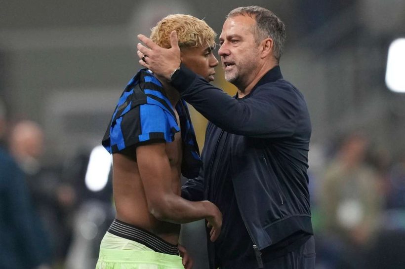 Ханси Флик поражает Марциниак: Все спорные решения судьи были в их пользу