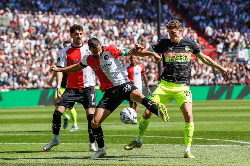 От небес до ада - Фейеноорд Модера проиграл из PSV в последние секунды и теряет свой шанс на LM