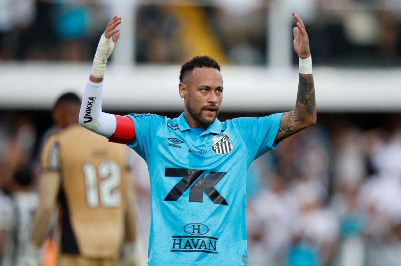 Неймар намерен остаться в Сантосе. Мы отвергли несколько предложений, раскрывает его агент