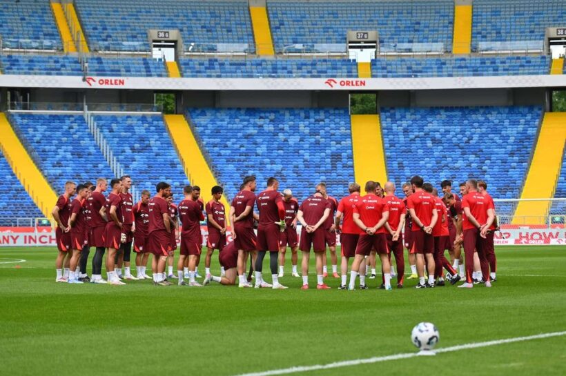 Матч с тестом Молдовы перед Финляндией и прощанием с персоналом Гросицки