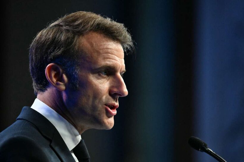 Празднование триумфа PSG в тени трагедии. Макрон: Ничто не может оправдать такие инциденты