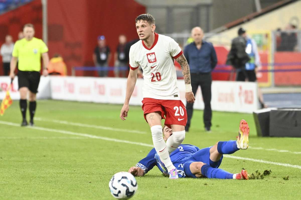 Персонал летит в Финляндию, нет никакой гарантии игры Шиманьски и Зелиньского